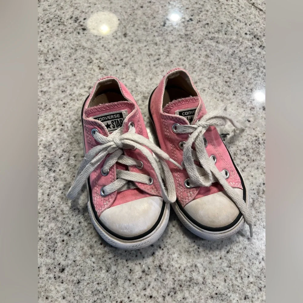 Pink Converse Toddler Size 7